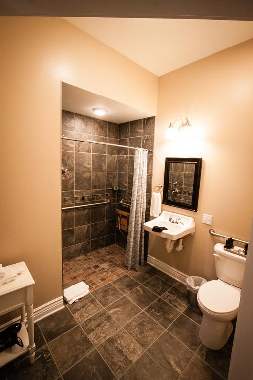 The Escape Apartment Lewisburg Bagian luar foto